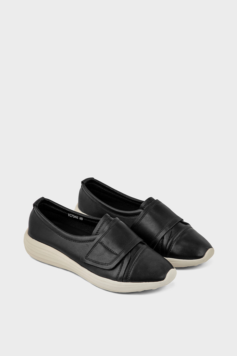 Casual Sneakers IC7542-Black