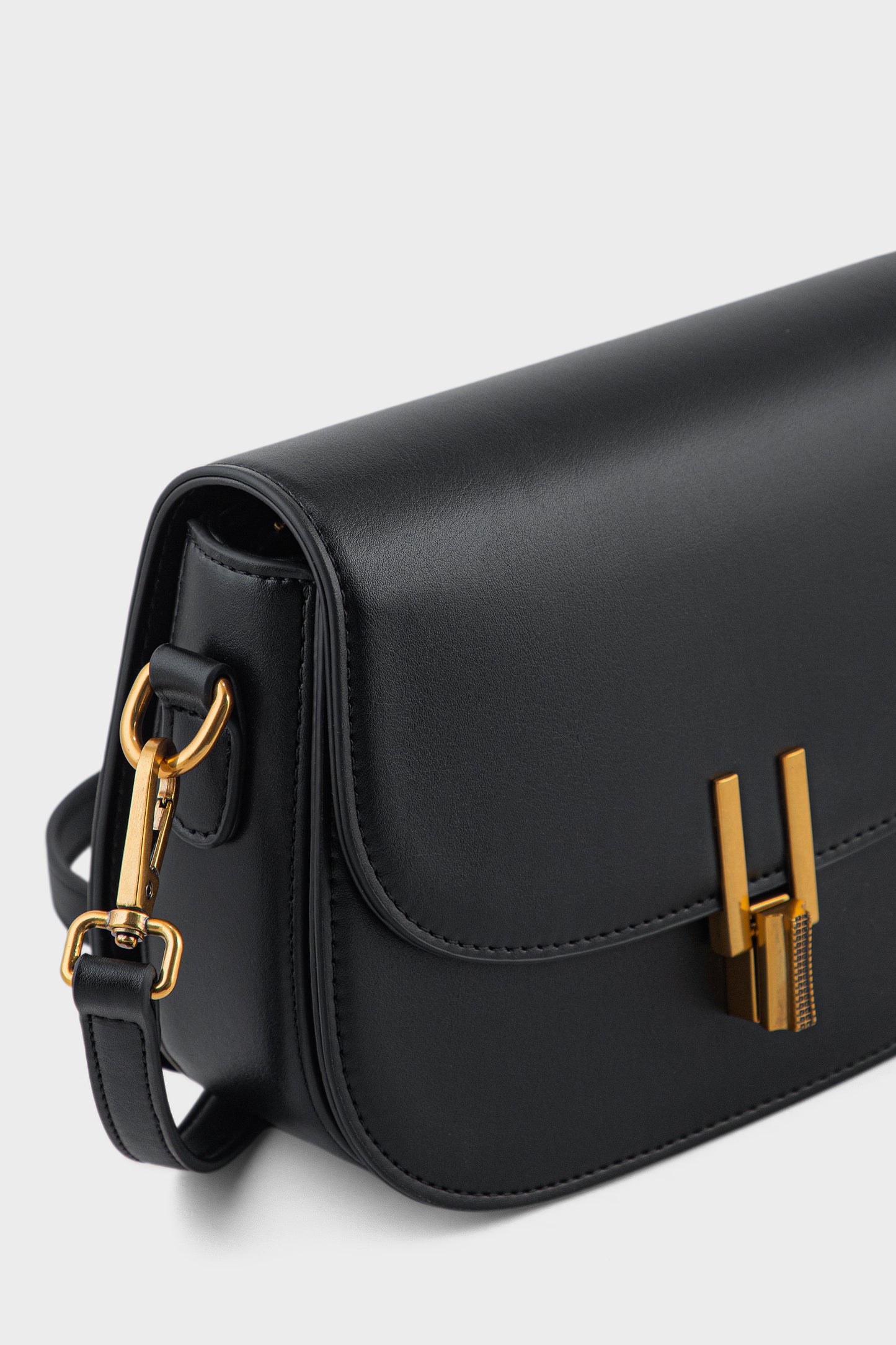 Cross Shoulder Bags BS2327-Black