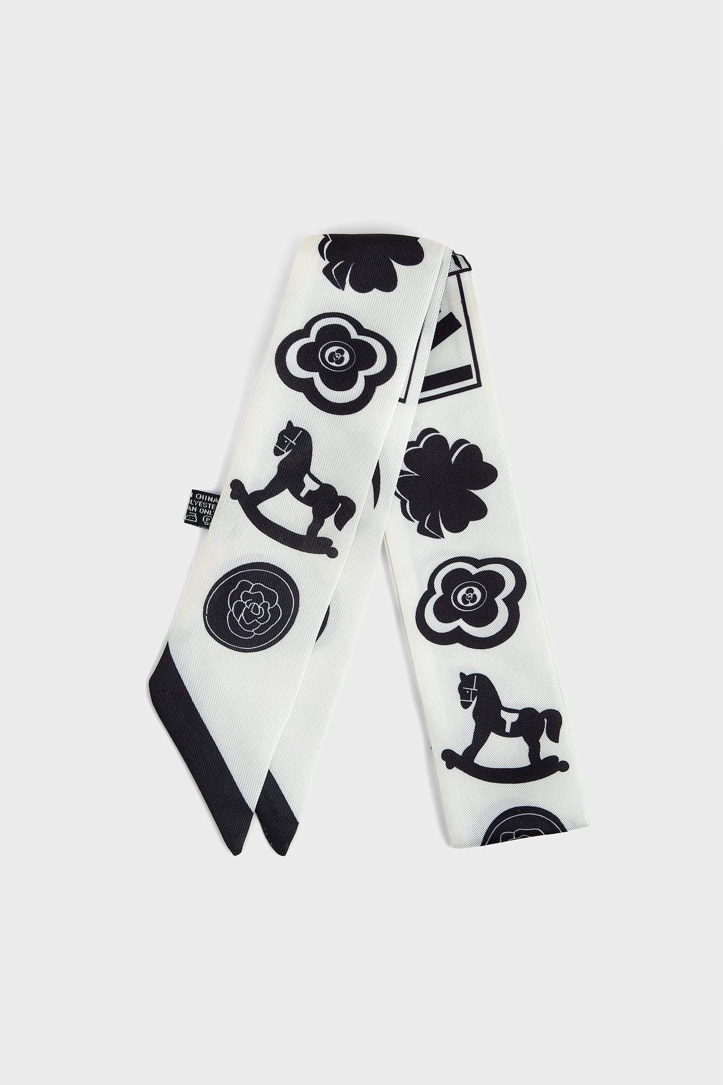 BF0004-White