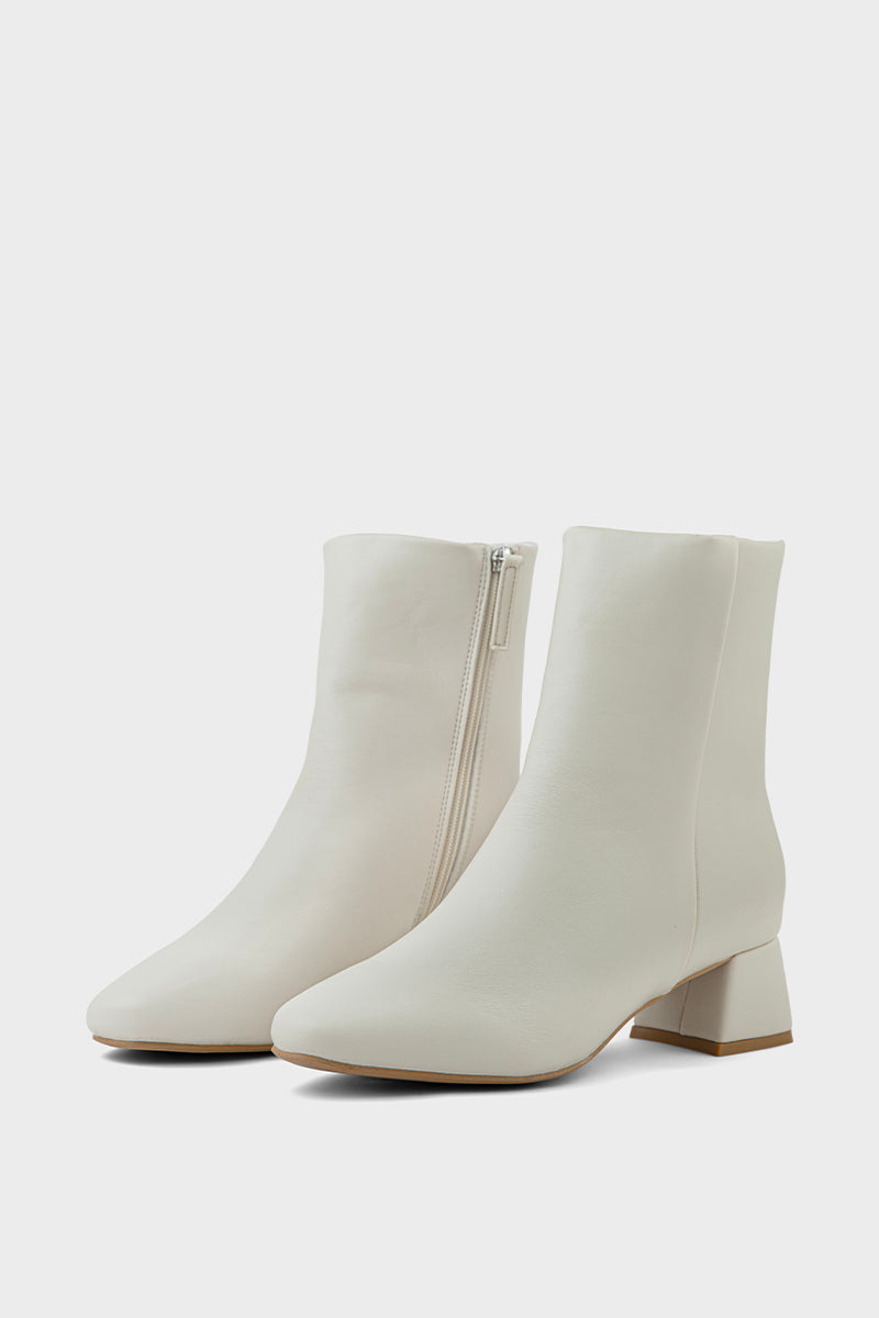 Formal Boots IF8011-Ivory