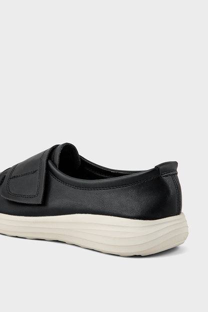 Casual Sneakers IC7542-Black