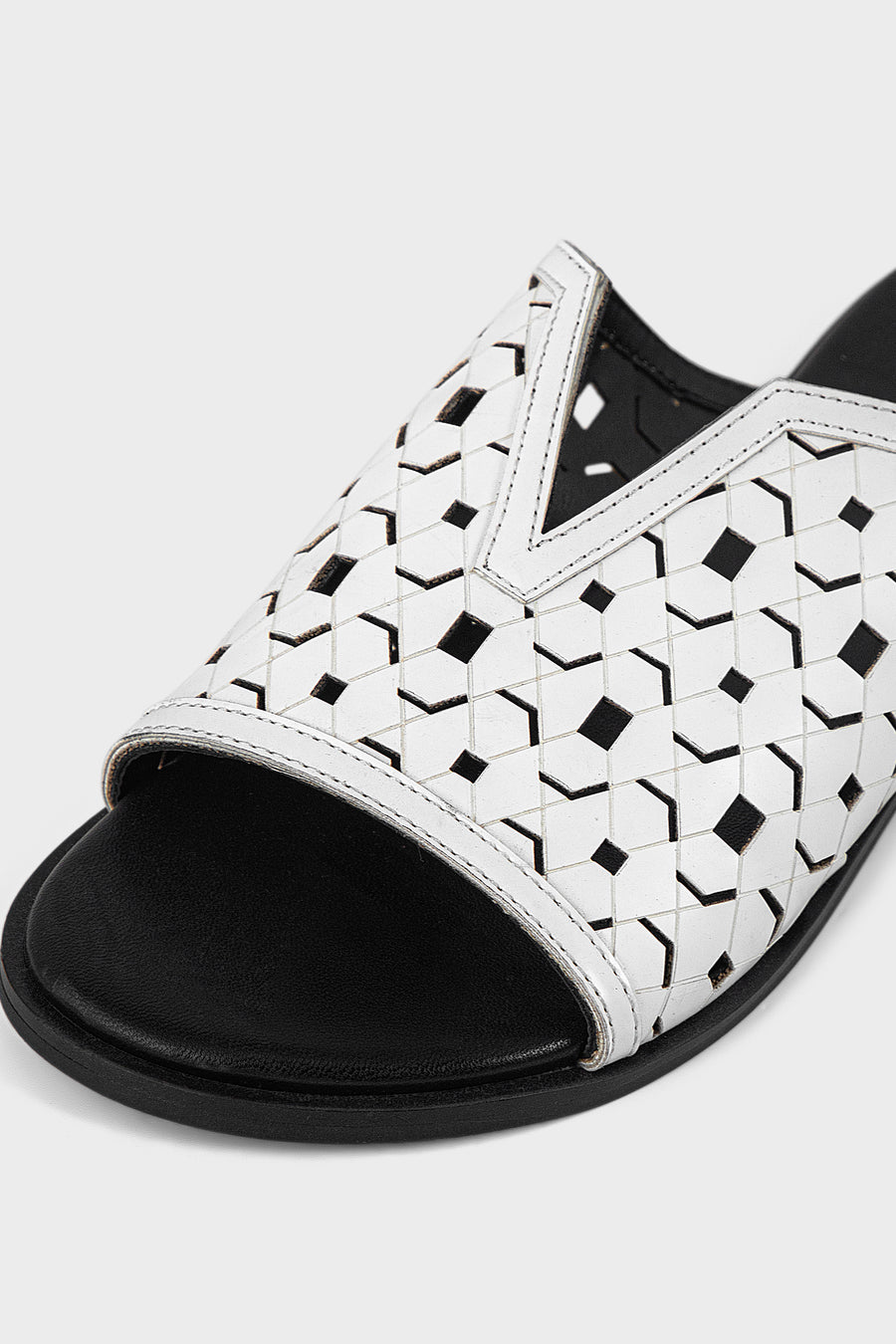 Casual Slip On IC0084-White