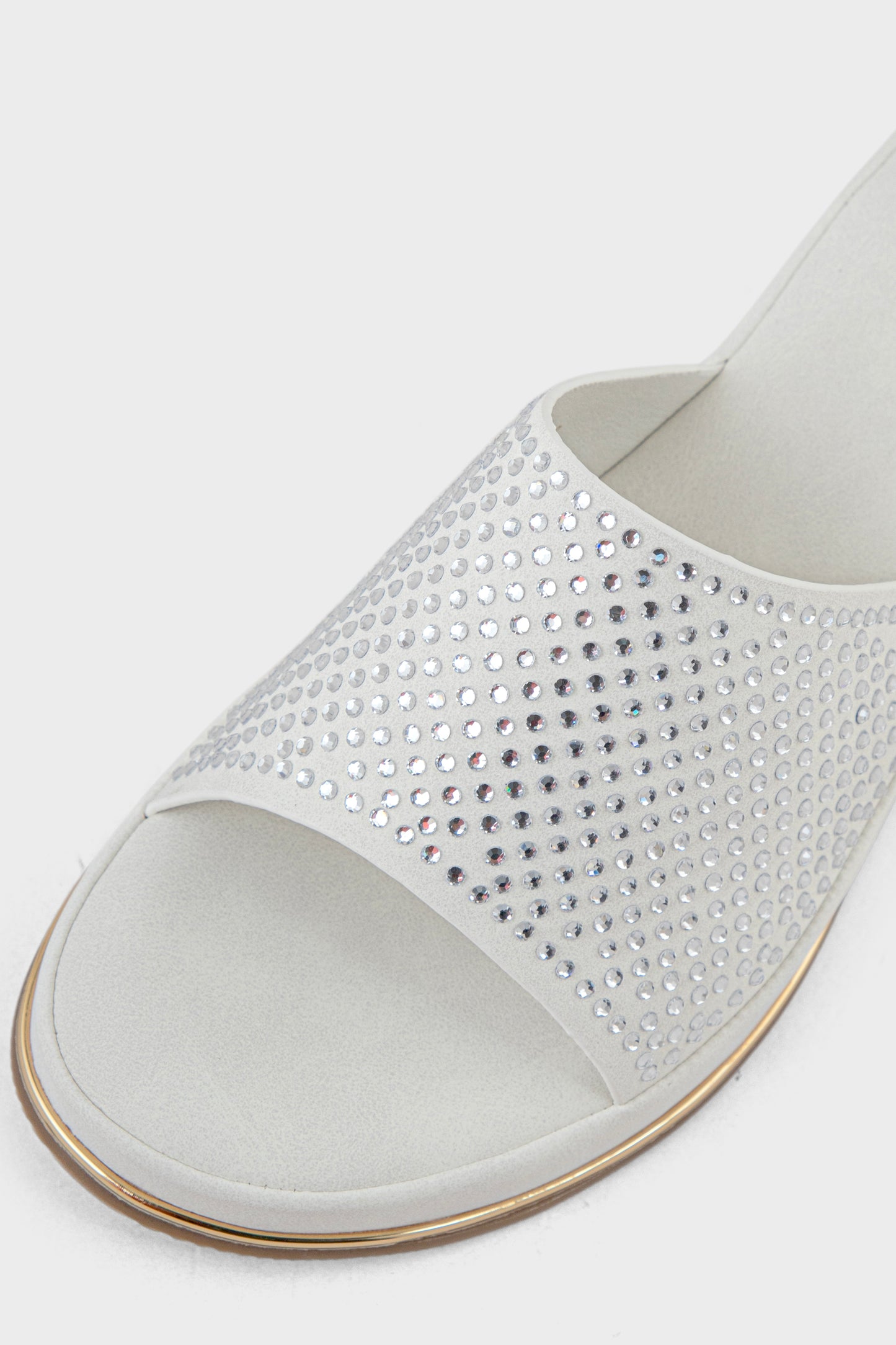 Comfort Slip On IK0125-White