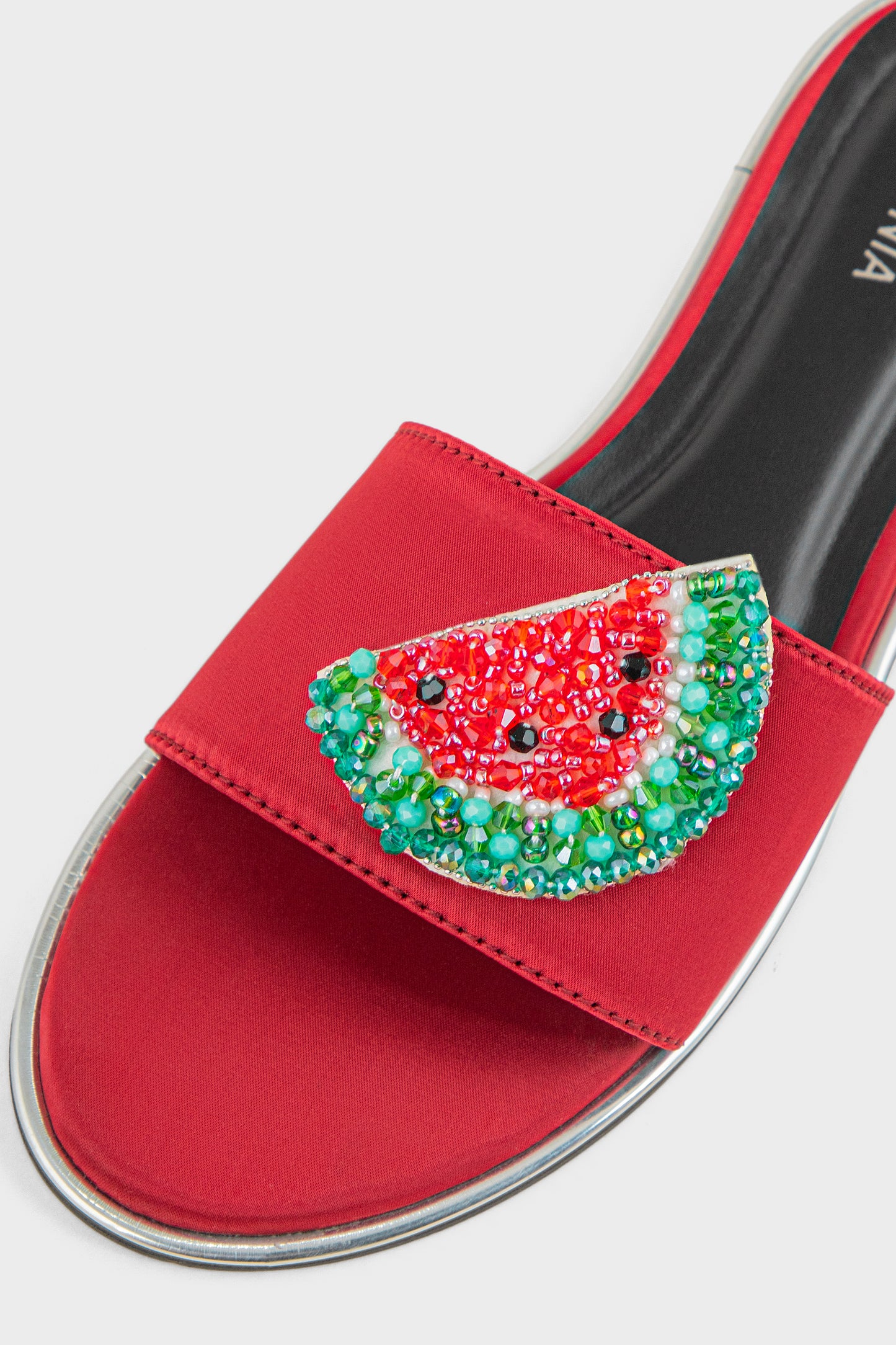 Casual Slip On IC0118-Red