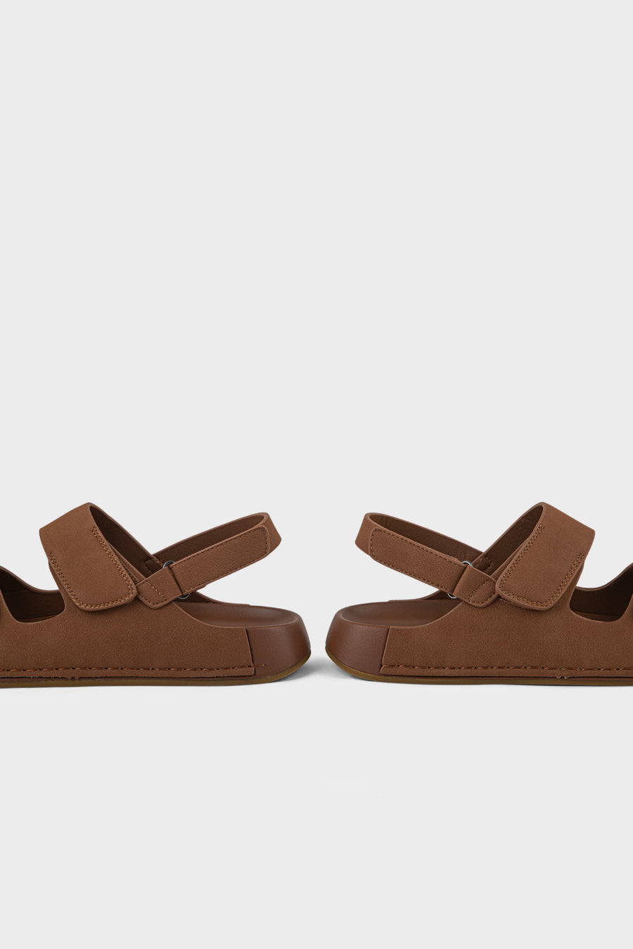 Men Casual Sandal MO1029-Brown