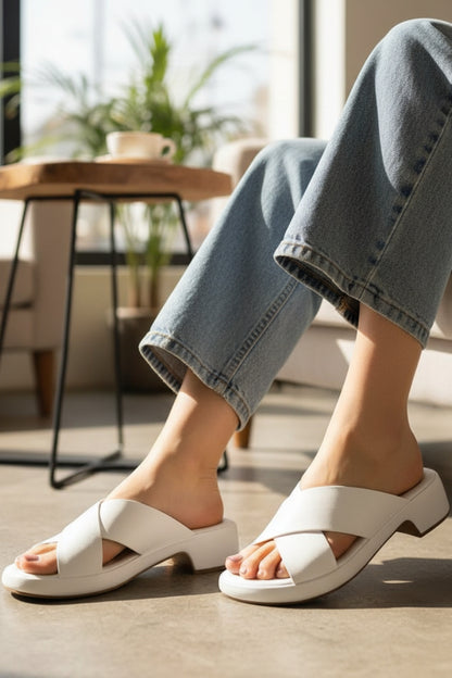 Comfort Slip On IK0082-White